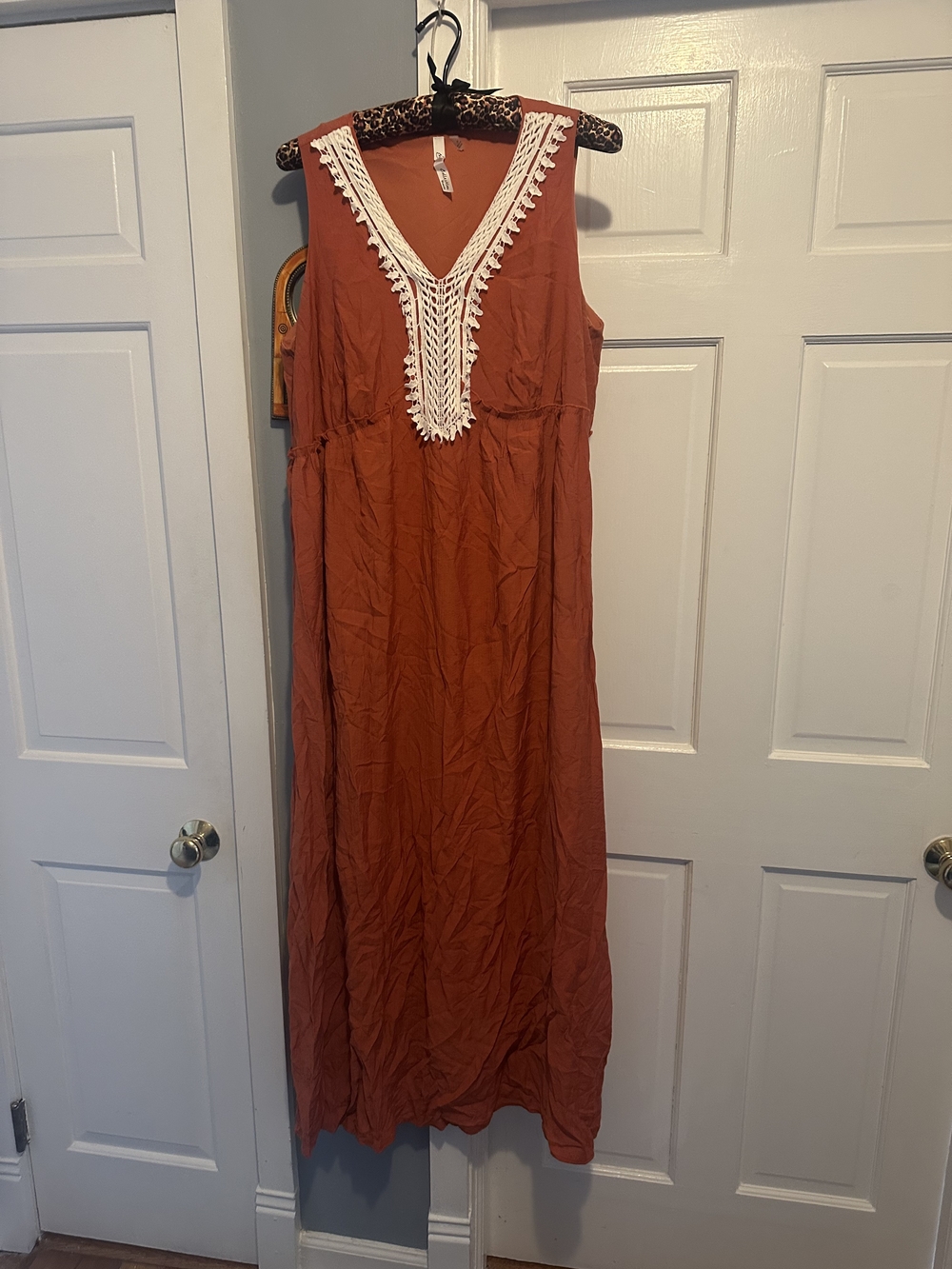 Sleeveless Rust Maxi Dress with White Crochet V-Neck 2X - Picture 2 of 4